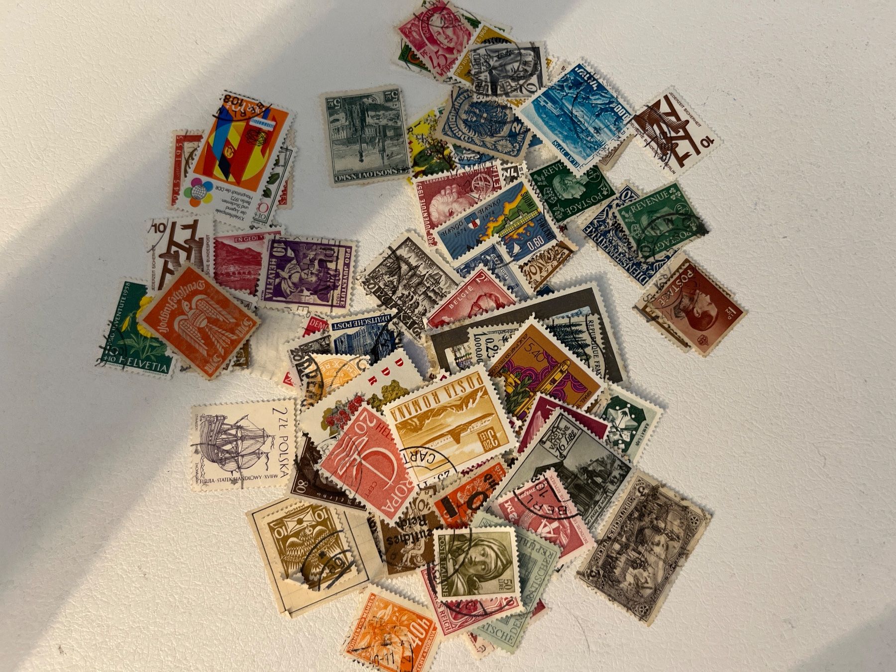 Tutti i francobolli: Lot 48: Mix Briefmarke – Usato da Chiasso venduto da AzenYa 1