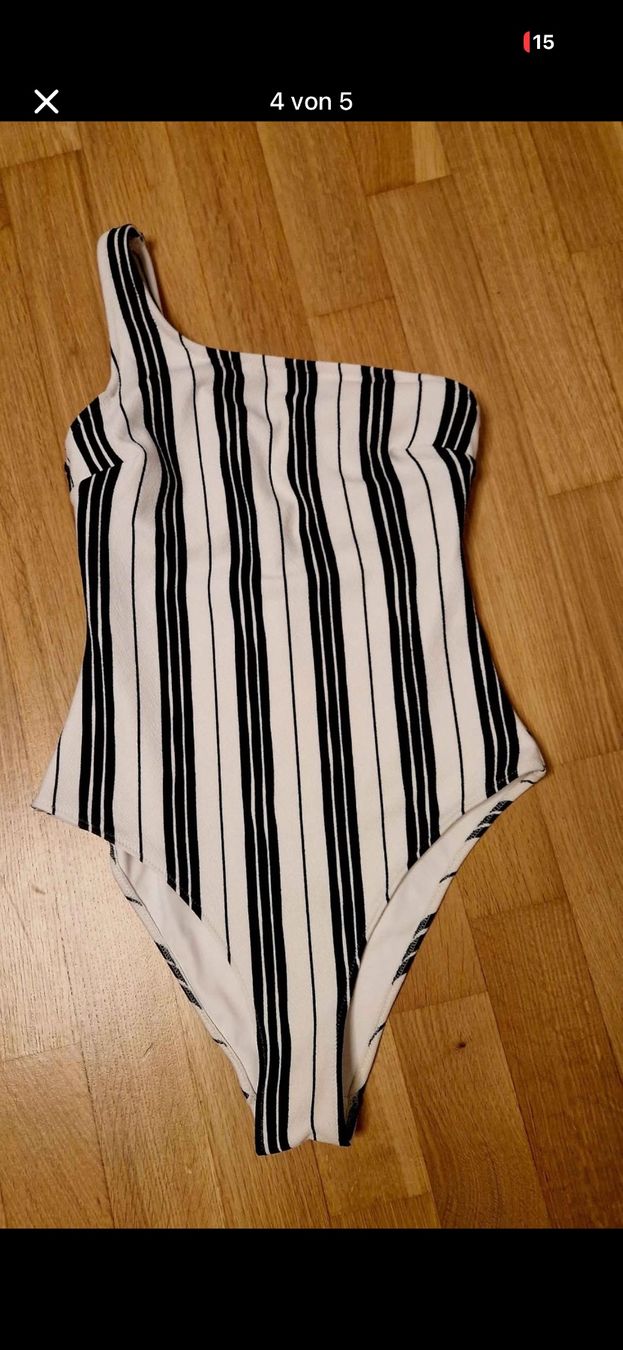 H&M Costumi da bagno & Bikini: H&M Badeanzug (38) – Nuovo (secondo la descrizione) da Schaan venduto da Hermine2018