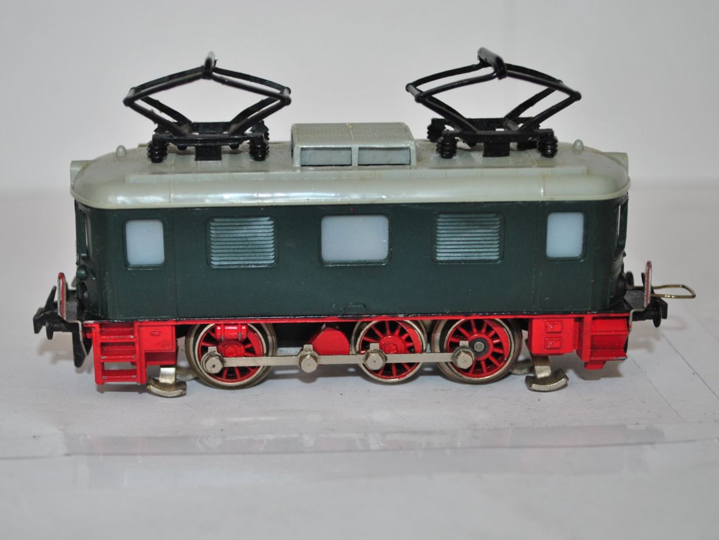 Trix Modelleisenbahnen: Trix Express Elektrolok (RBR116) – Gebraucht aus Aarwangen von