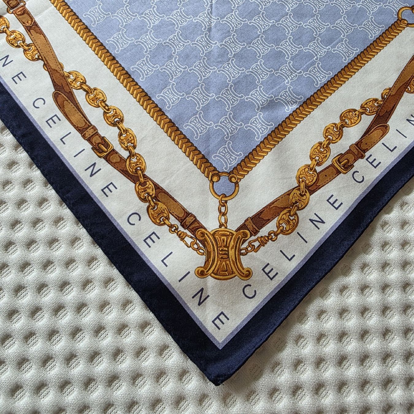 Celine Foulard & Sciarpe: Celine Baumwolltuch 50x50 cm Neu – Nuovo e nell'imballaggio originale da Zürich venduto da LIMAR 3