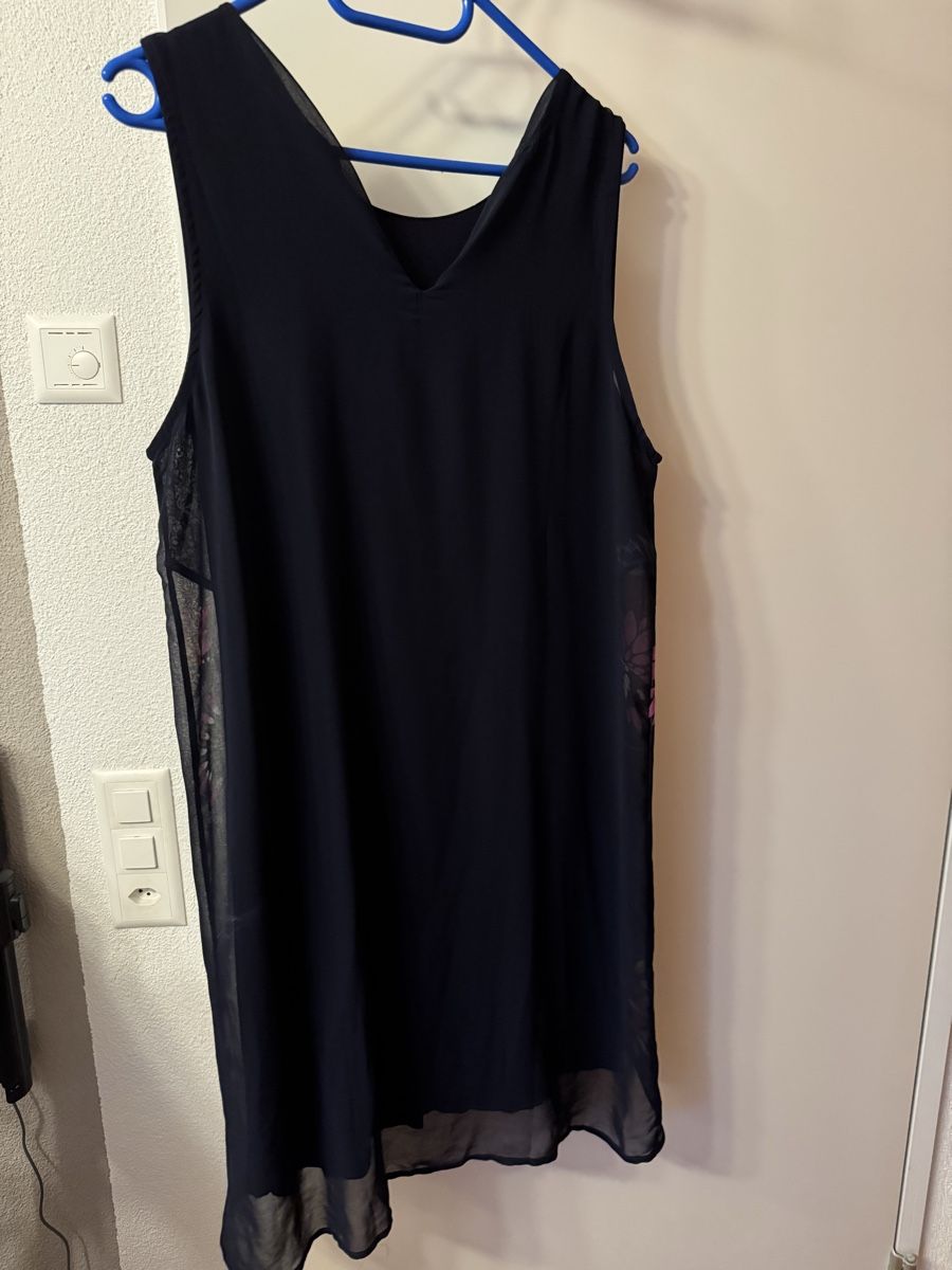 Desigual Kleider: Desigual Kleid dunkelblau Blumenmuster Grösse 40 – Gebraucht aus Samstagern von pipistrelli01 1