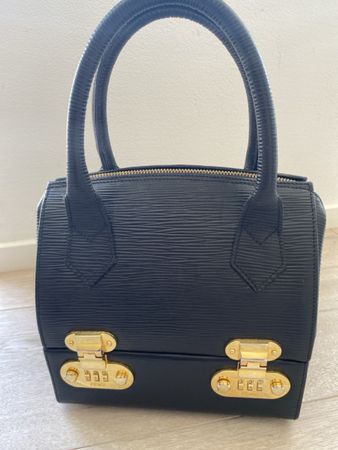 Fendi Handtasche Schwarz Epi Leder mit Zahlenschloss