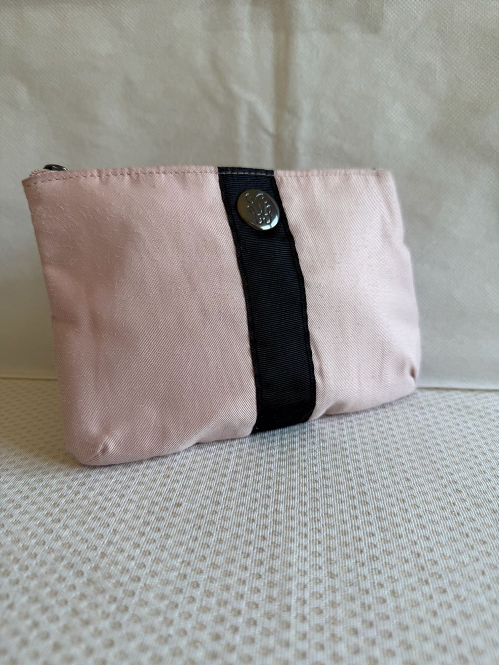 Guerlain Custodie per cosmetici: Guerlain - Trousse de maquillage – Usato da Sion venduto da accroshoes