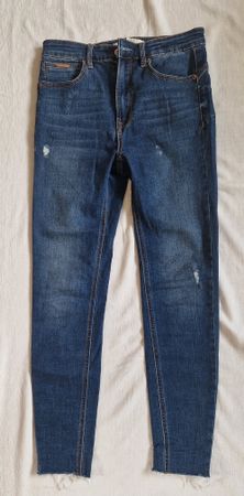 Stradivarius Damen Jeans Gr. 38, Blau, Top Zustand