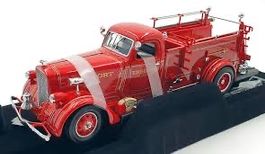 1939 AMERICAN LA FRANCE FIRETRUCK 1:24 SIGNATURE