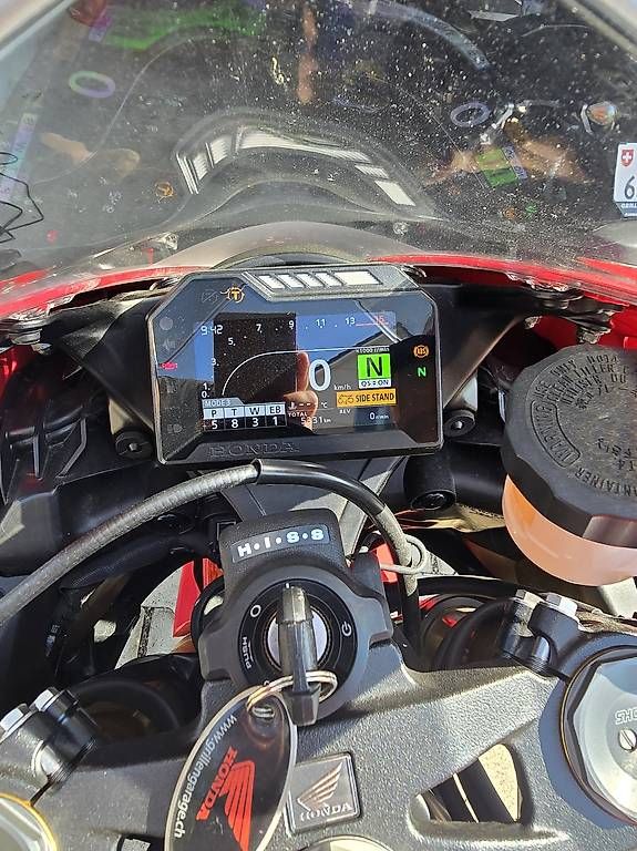 Strada: Honda CBR1000RR – Usato da Feuerthalen venduto da joe_vj22 2
