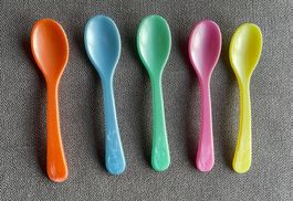 5 farbige Kinderlöffel/ Breilöffel, neu