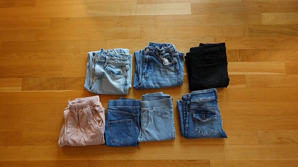 Lotti & Set di vestiti: 7er pack Jean Hose H&M G134-140 – Usato da Uster venduto da Blake13