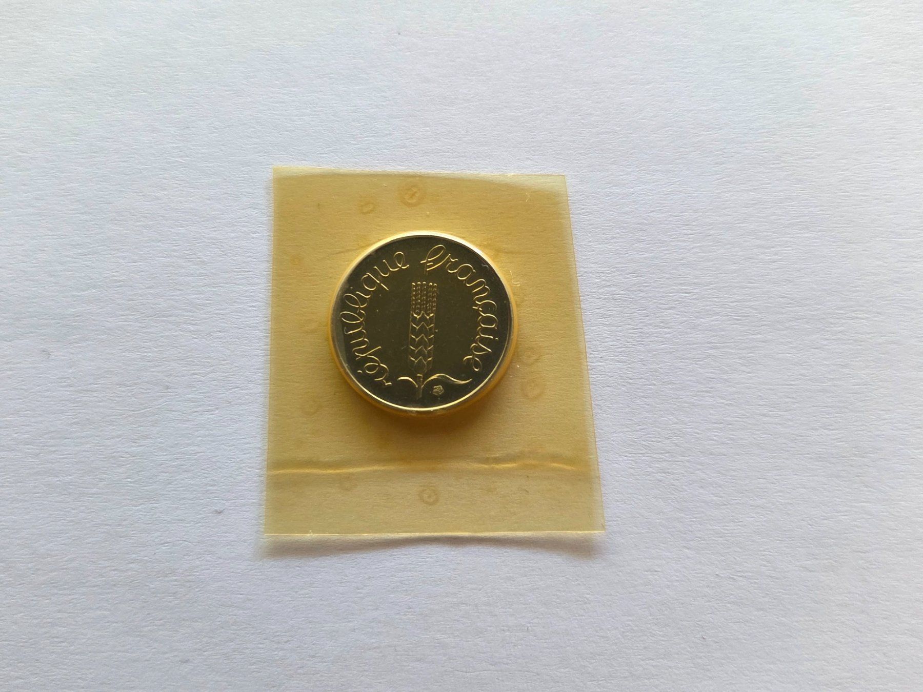 Tutti le monete: 1 Centime Fleurs de Coins 1979 – Nuovo (secondo la descrizione) da Pravidondaz venduto da LVtik 1
