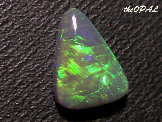 Edelsteine: theOPAL *** BLACK CRYSTAL OPAL 0,87ct *** – Neu und originalverpackt aus Ebnat-Kappel von theOPAL