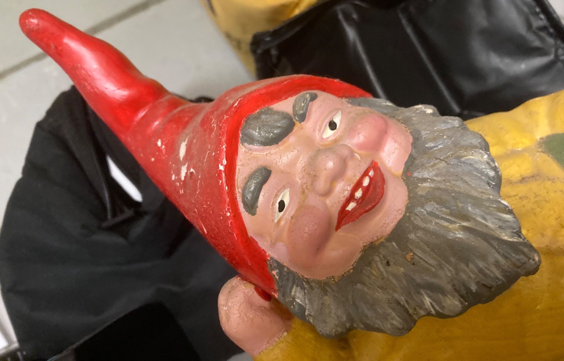 Statuette: Gartenzwerg antik - Der Faulenzer - – Difettoso da Rüegsauschachen venduto da Andyalfredo 5