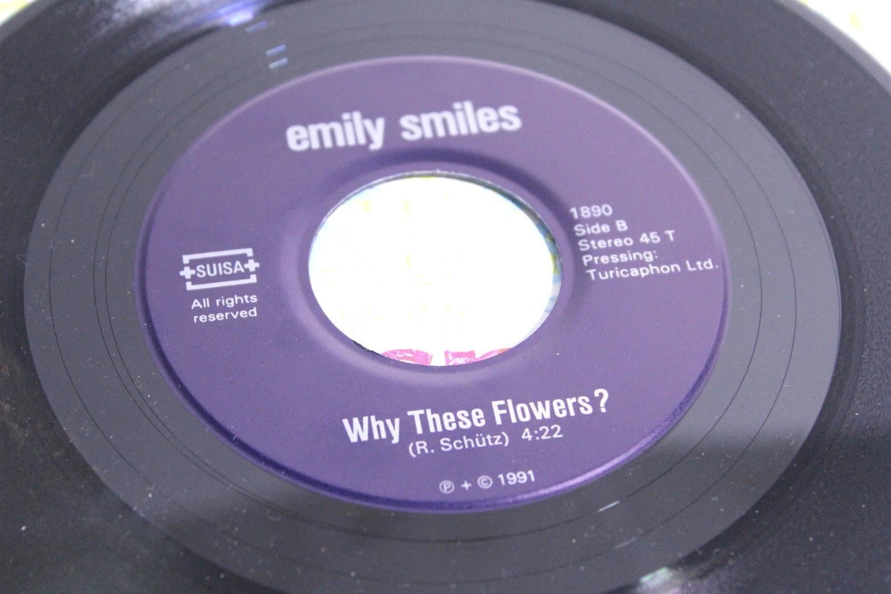 Schallplatten: EMILY SMILES: There Are Ten Thousand... – Gebraucht aus Bern von kultiges 6