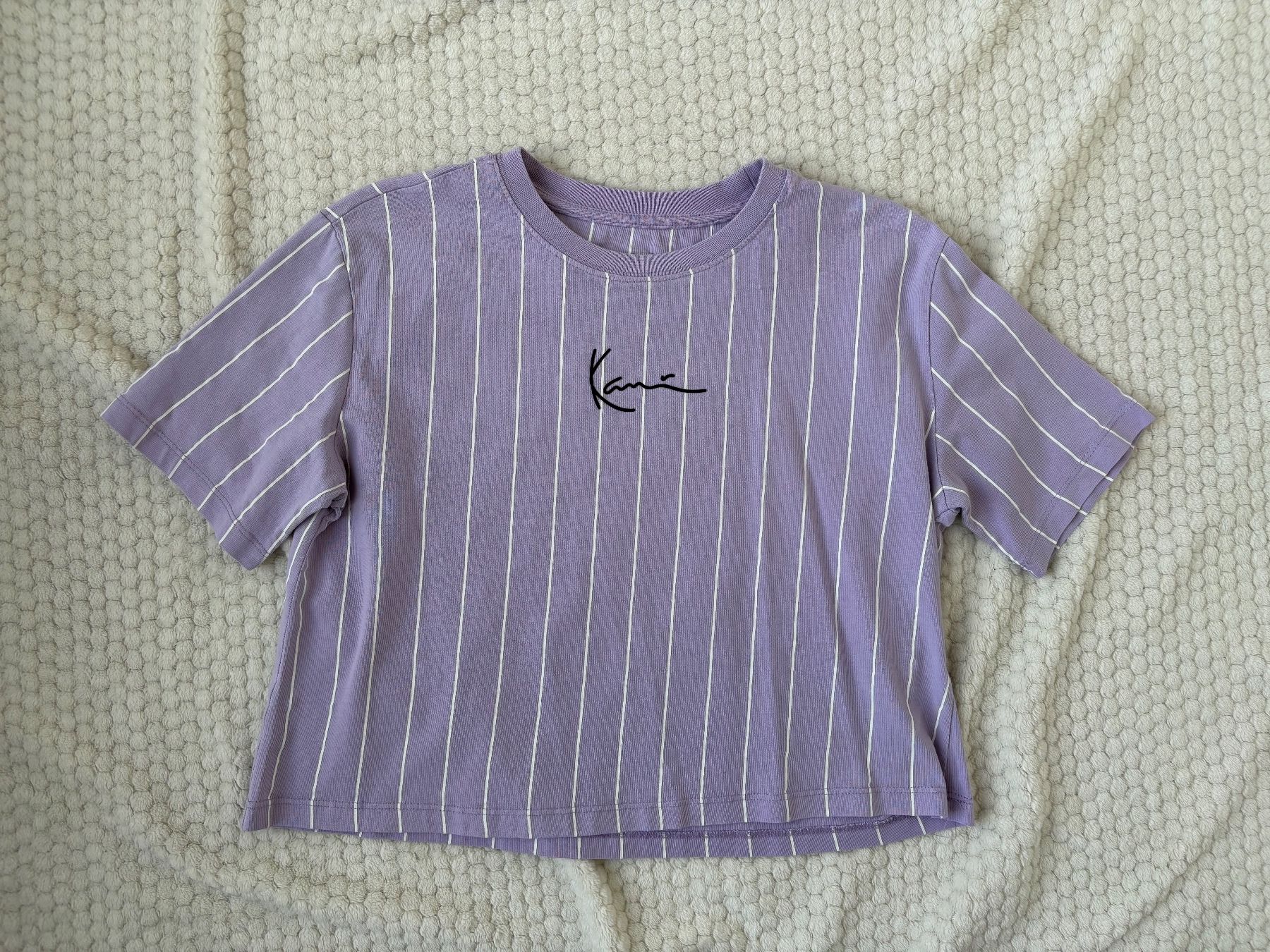 T-shirt: T-shirt violet clair Karl Kani – Usato da Sorens venduto da ma.stlz