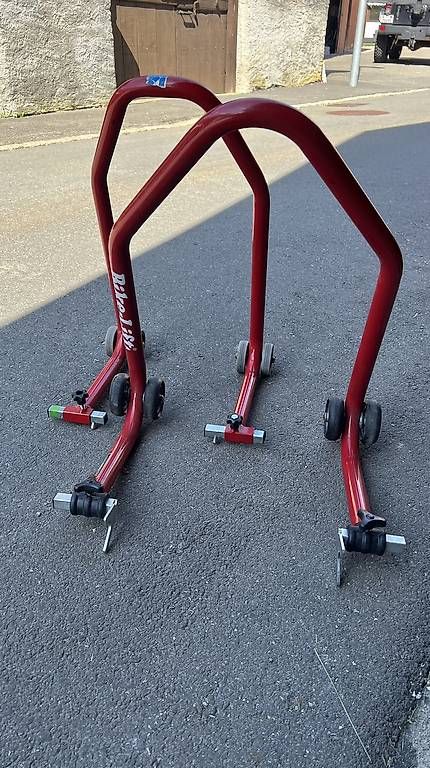 Stander: Coppia cavalletti per moto – Usato da Brè sopra Lugano venduto da micheleschmid 1