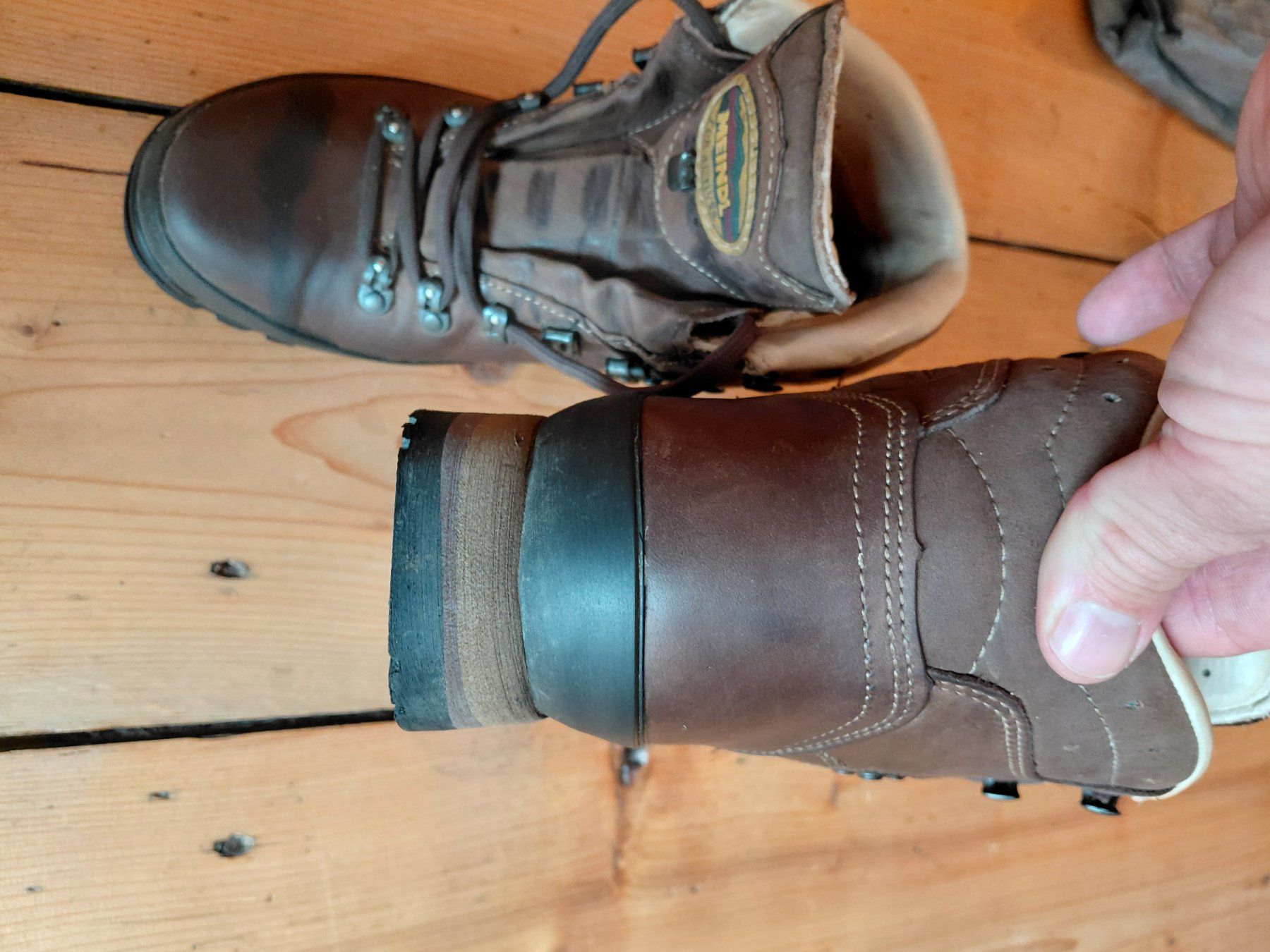 Meindl Scarpe da donna: Meindl Borneo 41 – Usato da Zernez venduto da ric_sns5 2