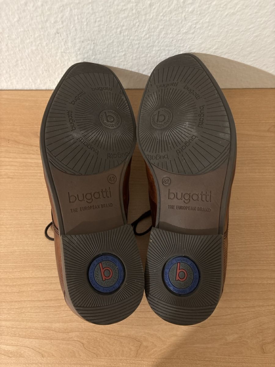 Bugatti Herrenschuhe: Bugatti Anzugsschuhe – Gebraucht aus Muttenz von s24_6nnd 2
