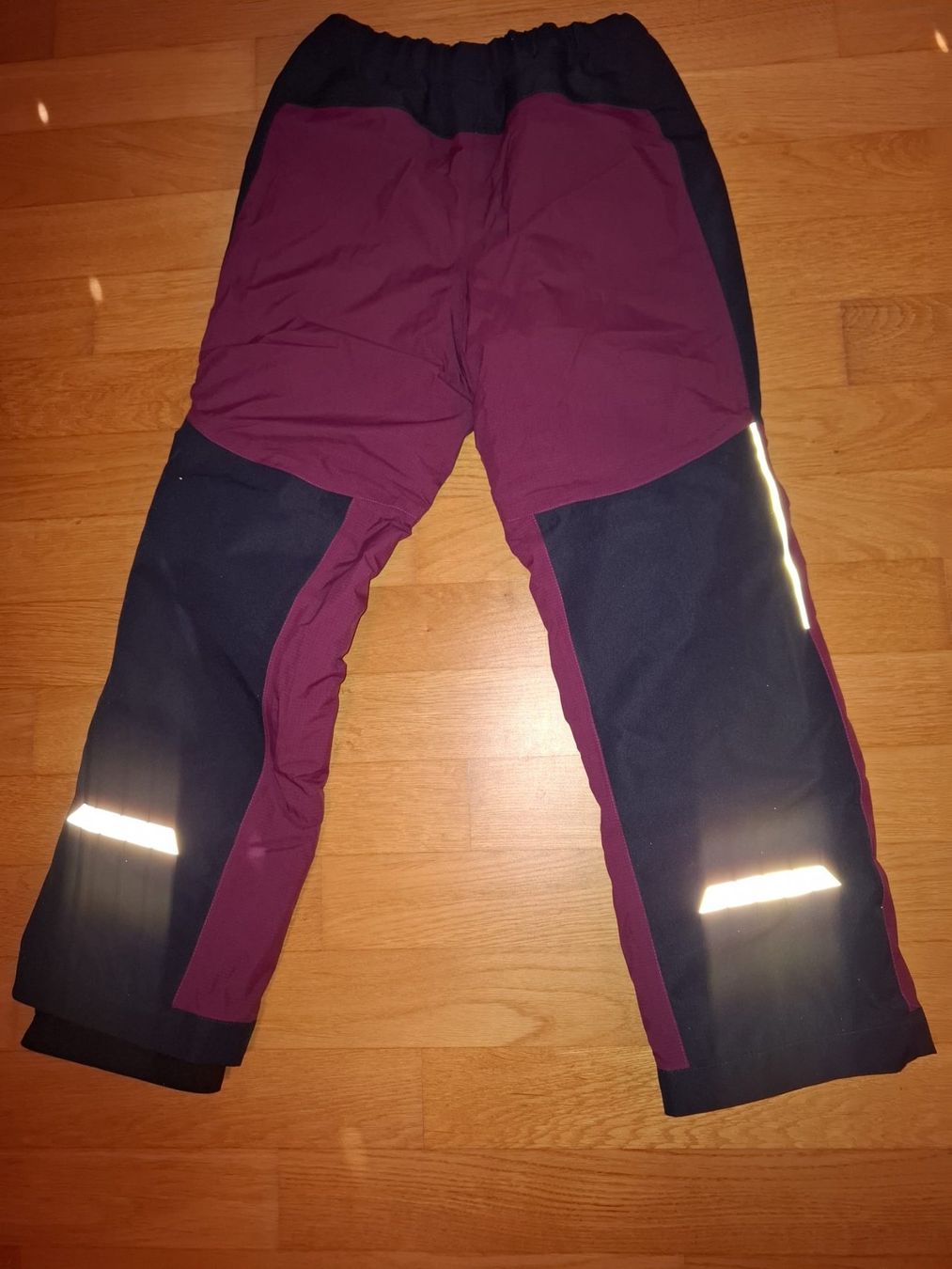 Sherpa Pantaloni: Sherpa  Winterhose Gr.140 Neu – Usato da Sursee venduto da Ventiduese