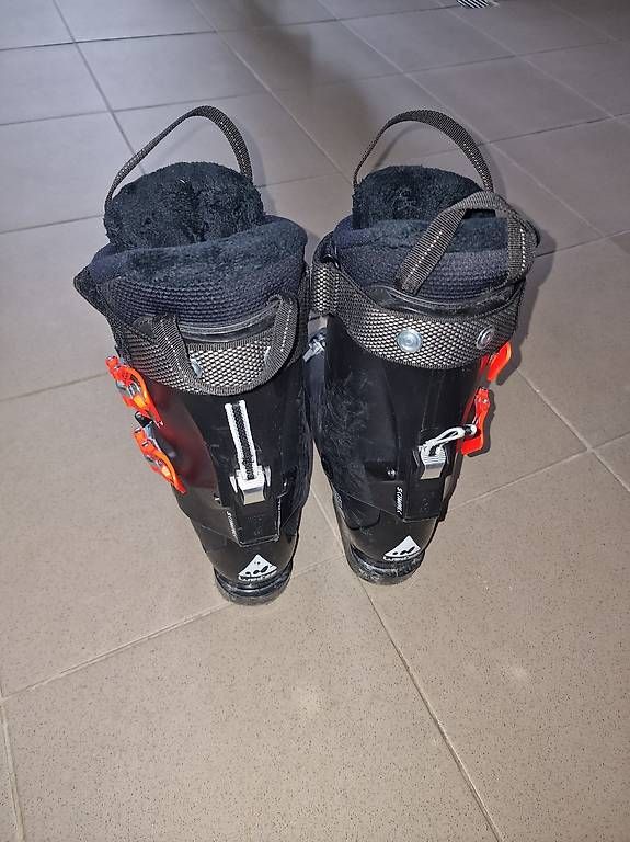 Chaussures hommes: Chaussures de ski 40 – D'occasion à Corcelles-près-Concise par picsou999 3