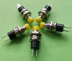 5 Premium Drucktaster gelb