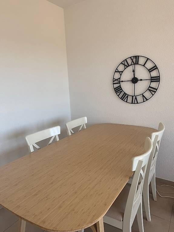 Ikea Tables: Table à manger bambou – D'occasion à Yverdon-les-Bains par lio_c6d9 2