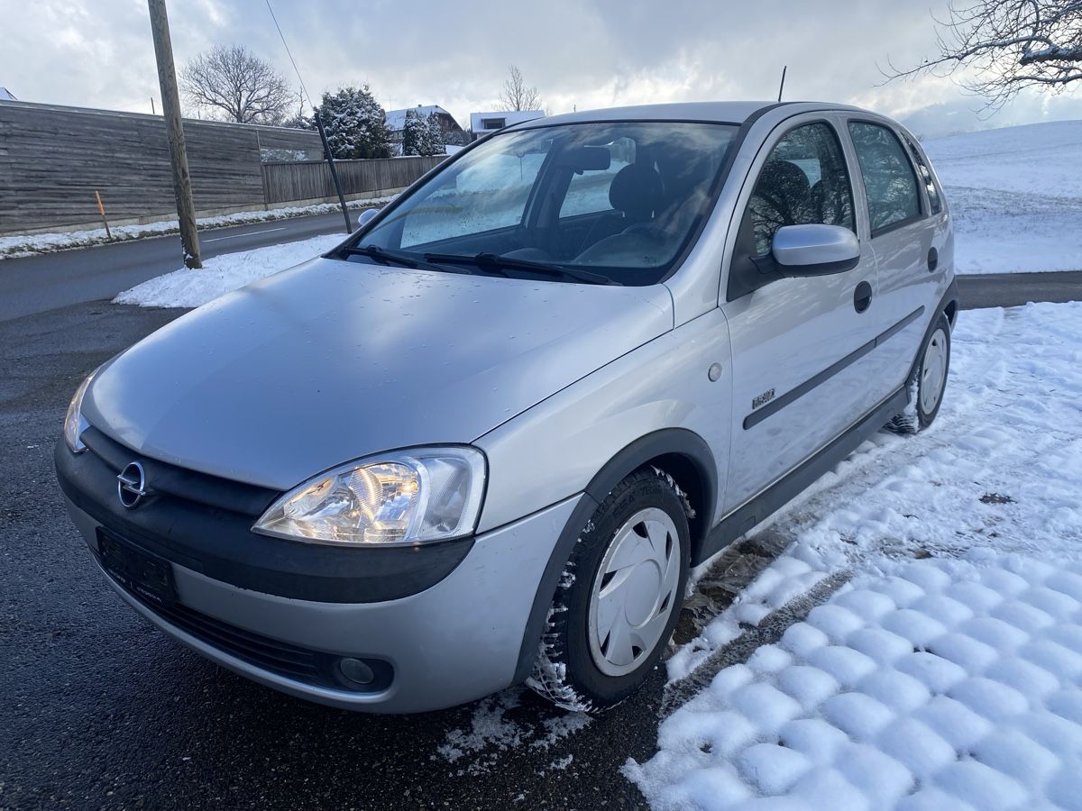 Opel Automobili: Opel Corsa Automat 1.4 Elegance – Usato da Bern venduto da hotcars24