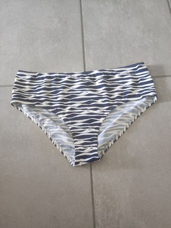 Damen Bikinihöschen, Triumph, Gr 44, ungetragen 