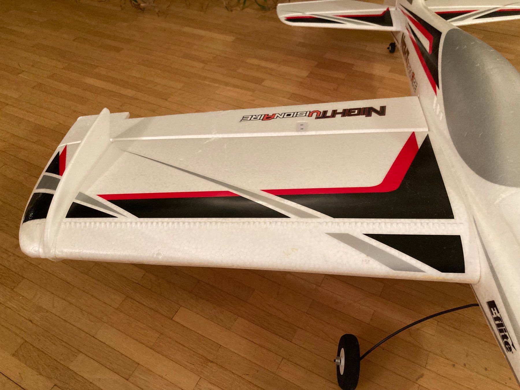 E-Flite Modellismo RC: E-flite NIGHT VisionAire – Usato da Glattfelden venduto da Trailmaniac 4