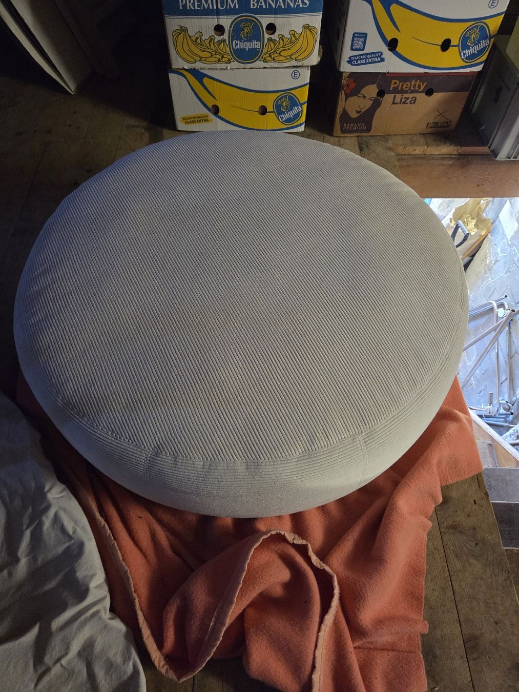 Hocker: grosser designer Sitzhocker – Gebraucht aus Wädenswil von weihpos 1