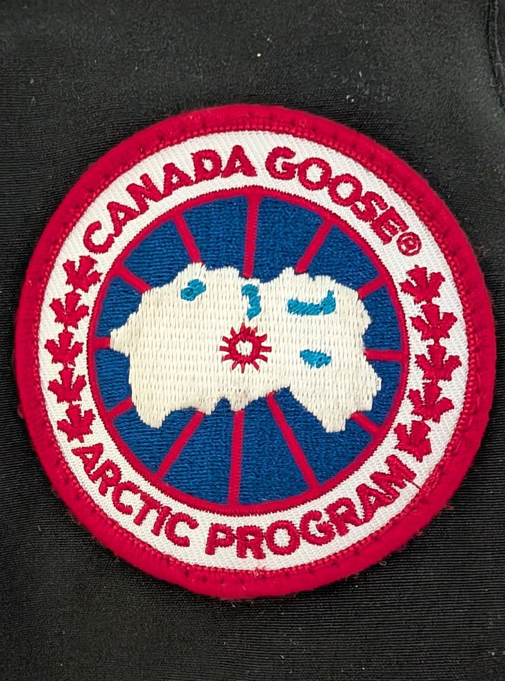 Canada Goose Giacche: Canada Goose Parka, schwarz, Grösse M – Usato da Rüfenacht BE venduto da mla_jmf8 3