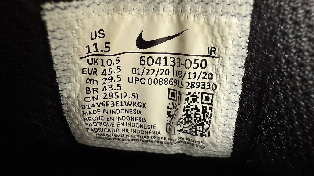 Nike Scarpe da uomo: Air max plus black 45.5 – Usato da Zollikon venduto da rose59 2