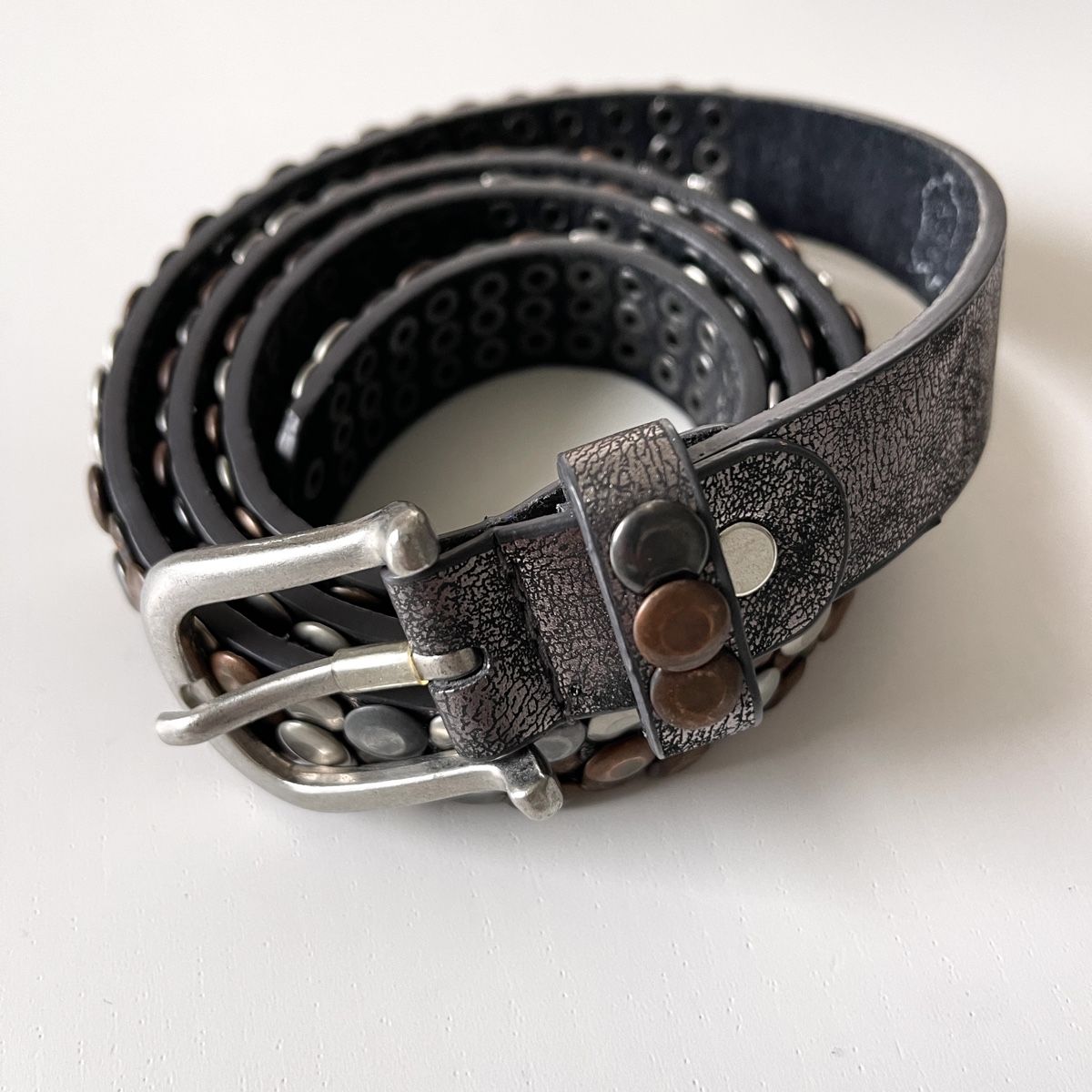 Cinture: Leather Belt With Studs – Nuovo (secondo la descrizione) da Emmen venduto da Nightingale_2022 1