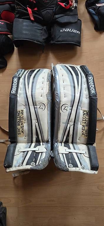 Schutz & Schoner: Equipement complet gardien hockey – Gebraucht aus La Chaux-du-Milieu von T.Favre 4