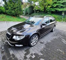 IDEALES und ZUVERLÄSSIGES Zugfahrzeug / Familienfahrzeug