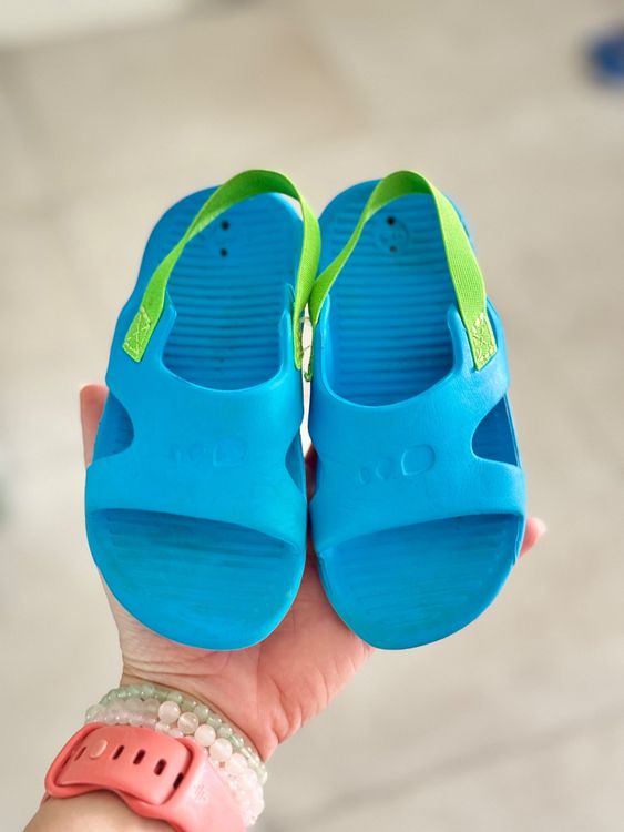 Badeschuhe Nike Sandalen Gr 23 Nike Badeschuhe/Sandalen, Schwarz