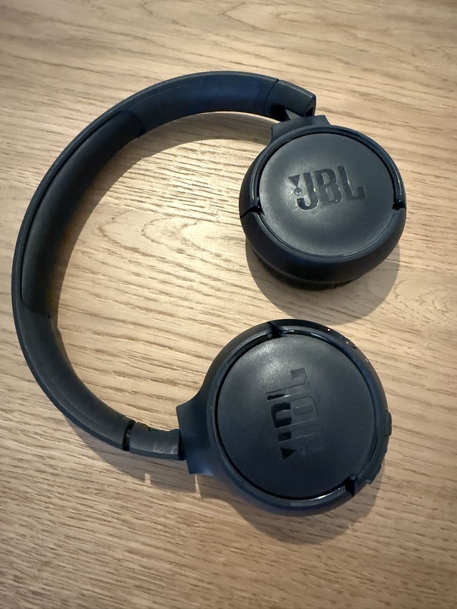 JBL Cuffie: JBL Kabellose On-Ear Kopfhörer - Schwarz – Usato da Bülach venduto da tamara1301