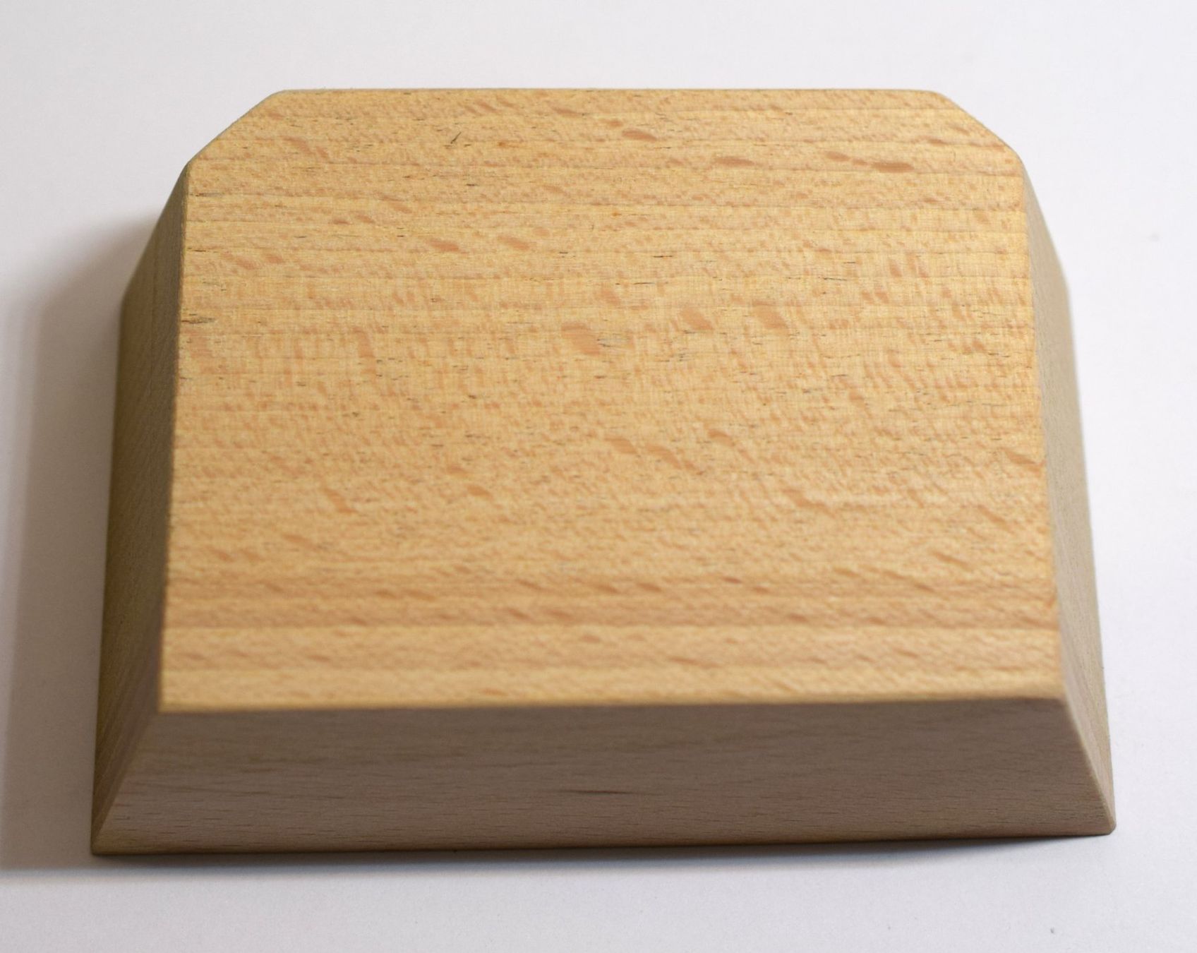 Articoli in legno: 4 Holzsockel – Nuovo (secondo la descrizione) da Grabs venduto da Fadenquarz 2