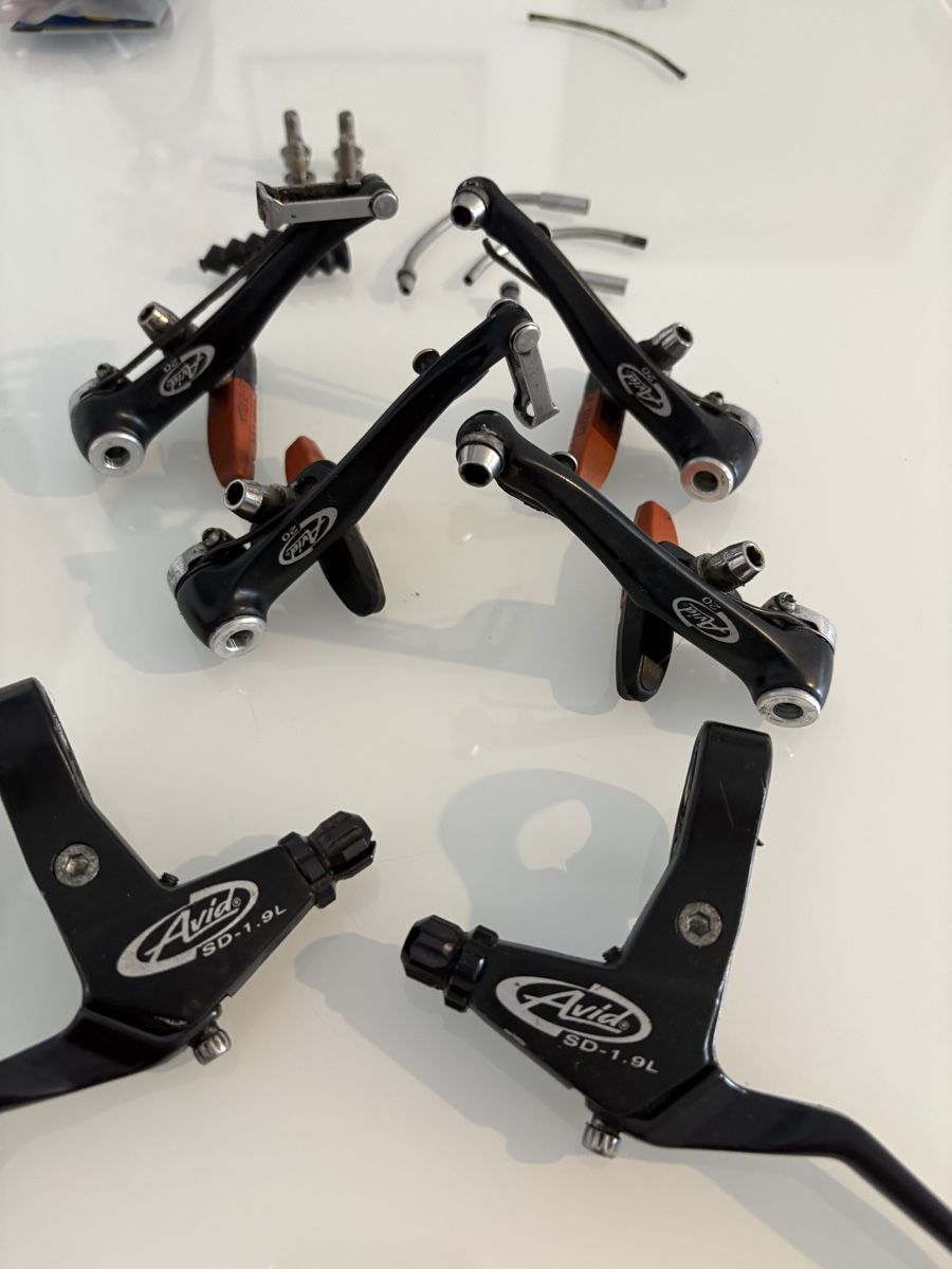 Avid Pezzi di ricambio: Avid V Brake MTB-Bremsen – Usato da Giubiasco venduto da bulag