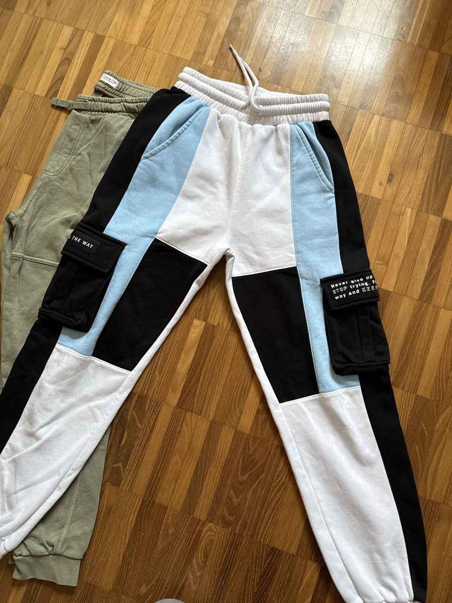 Zara Lotti & Set di vestiti: Coole Mädchenhosen Gr. 152 – Usato da Horgen venduto da minimouse09 1