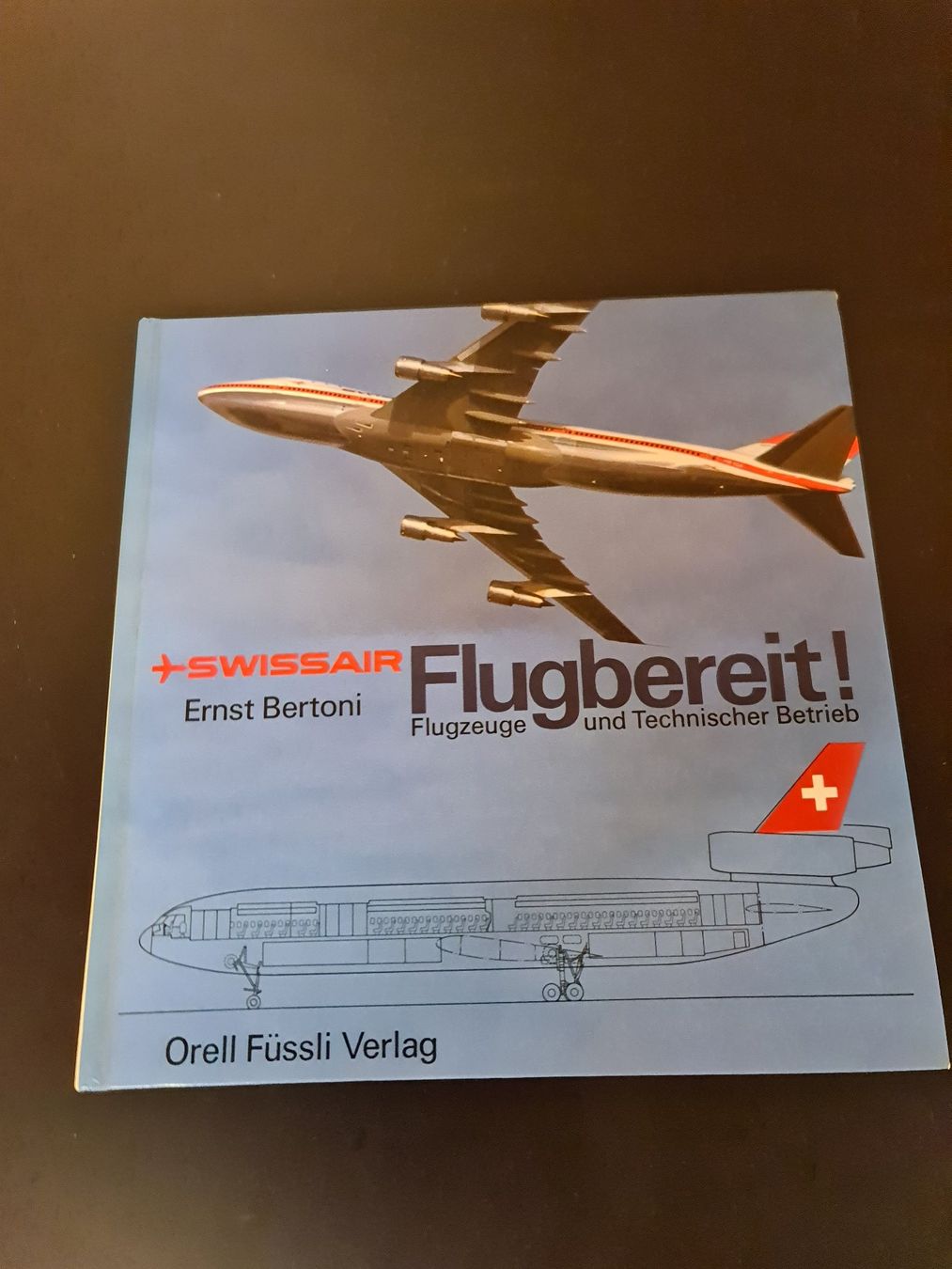 Libri: Swissair Buch – Usato da Ibach venduto da Hfedier