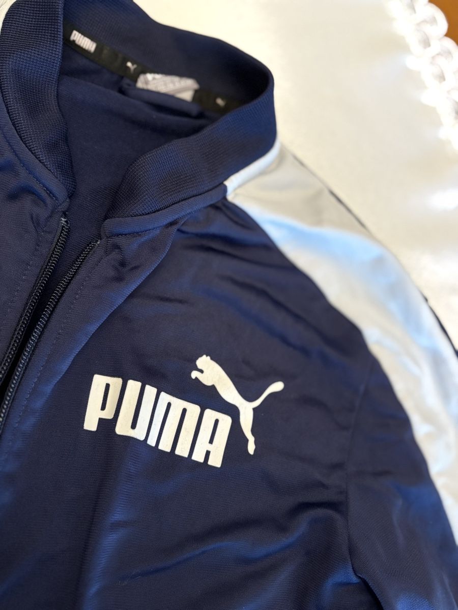 Chemisiers: Blouse Puma taille S – D'occasion à Attalens par Skorpionica
