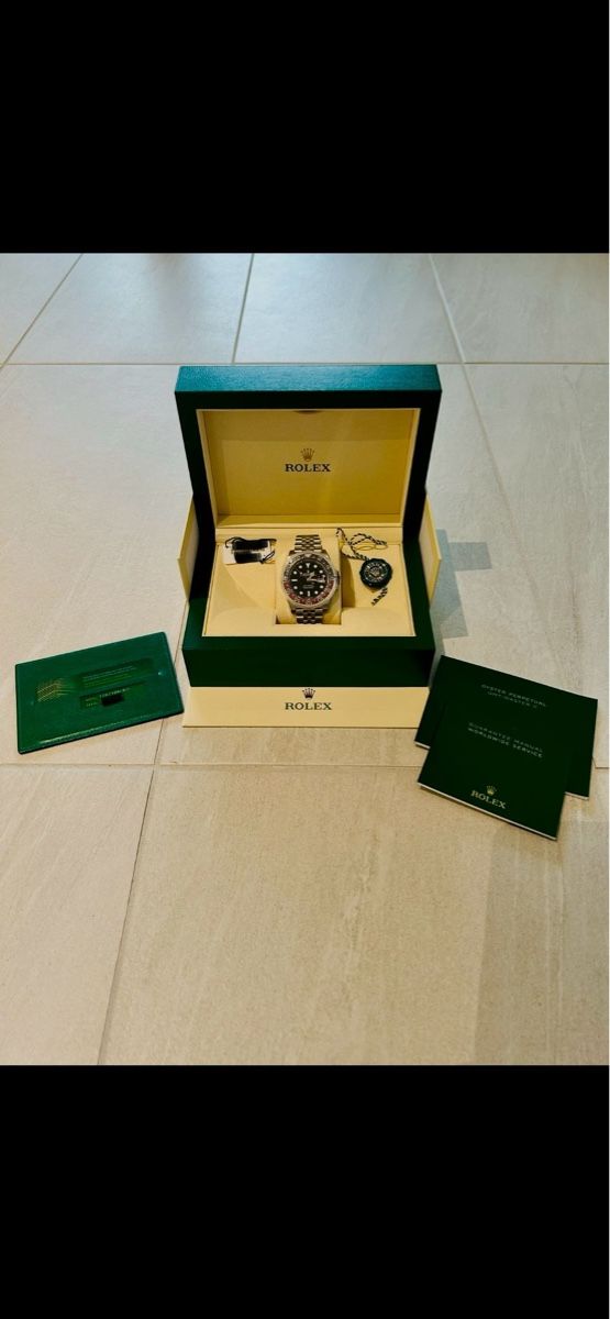Rolex Uhren: Rolex GMT Master 2 Pepsi - Ungetragen – Neu und originalverpackt aus Winterthur von Box4Fun
