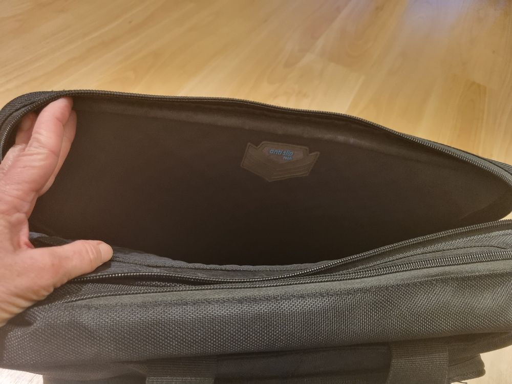 Notebooktasche /Laptoptasche Eco Top Traveller PRO, DICOTA 9