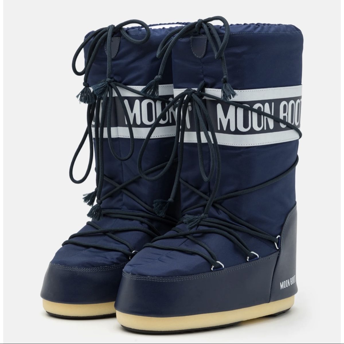 Moon Boot Scarpe da uomo: Moon Boot Tall navy blue size 39-41 new – Nuovo e nell'imballaggio originale da Zürich venduto da ann_m2vs 1
