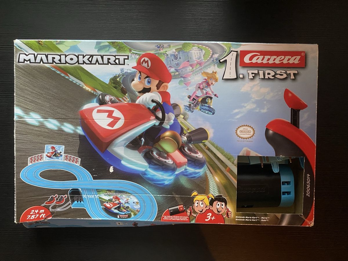 Carrera Rennbahnen: Carrera Mario Kart Rennbahn Set + 2 Autos – Gebraucht aus Kirchberg BE von swiss_slab