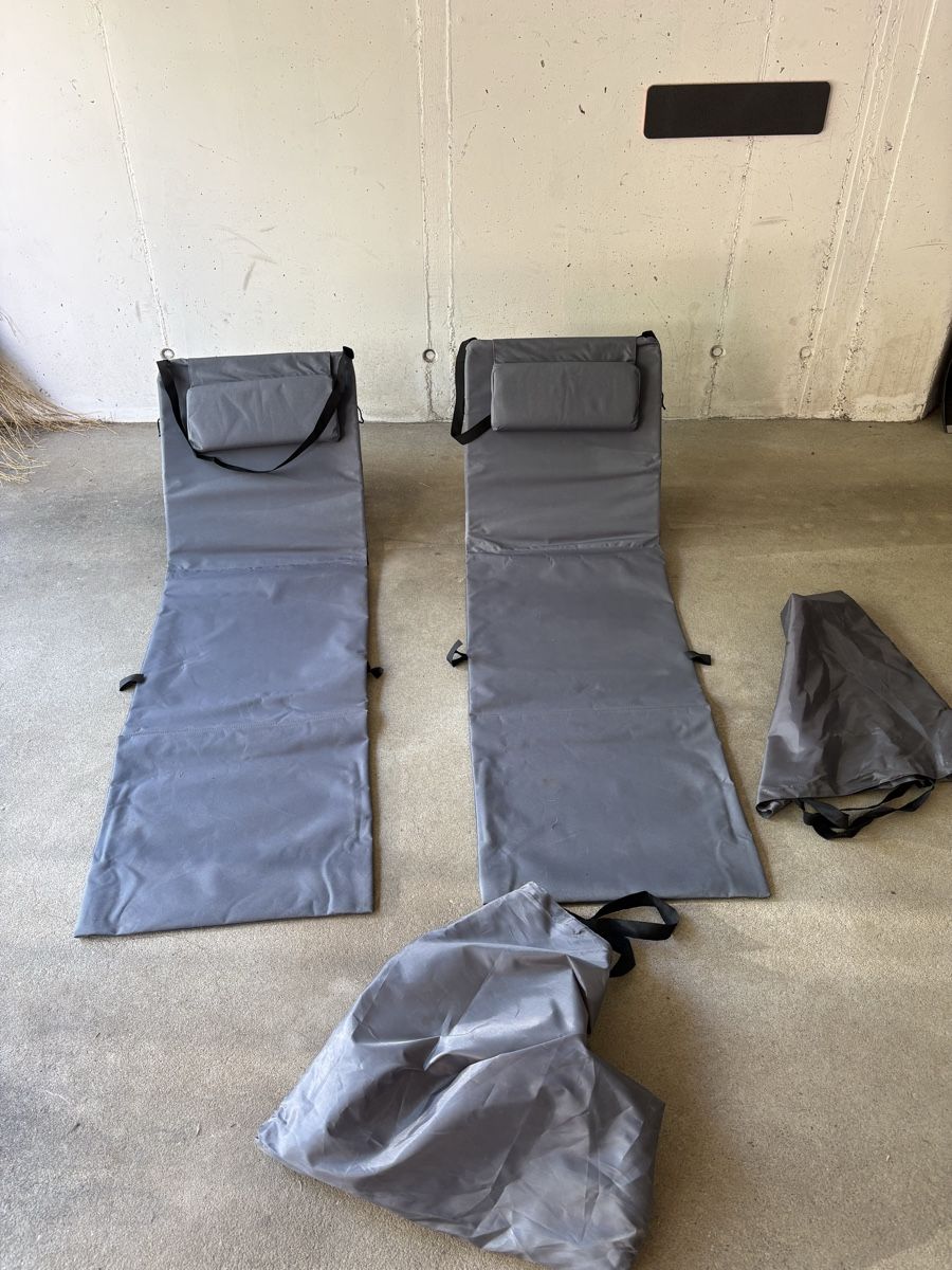 Chaises longues: 2x Chaises longues pliables camping – D'occasion à Villarimboud par hampton2012