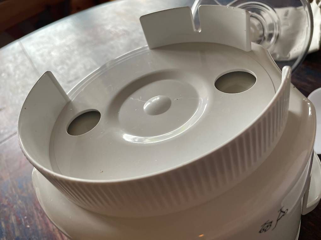 Bosch Appareils de cuisine: MUZ4EB1 Eisbereiter MUM4 – D'occasion à Nussbaumen AG par GeorgiaB 4