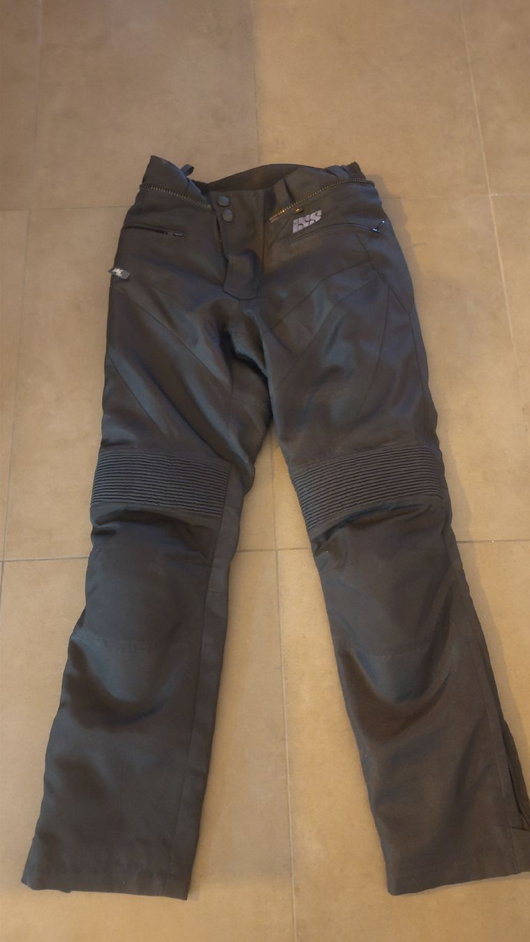 IXS Pantalons: Ixs Motorradhose, Töffhose grösse M – D'occasion à Winterthur par daveinde