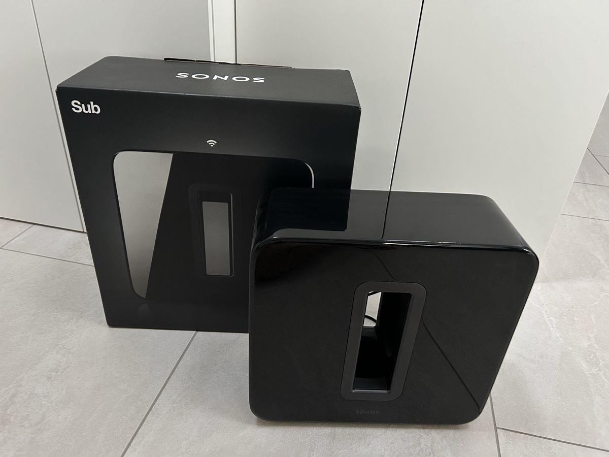 Sonos Home Cinema: Sonos Sub Gen 3 – Usato da Obfelden venduto da 4star4