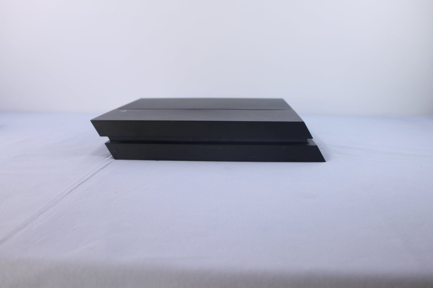 Sony Console: Playstation 4 mit Kontroller – Usato da Reinach BL venduto da bk_brockireinach 2