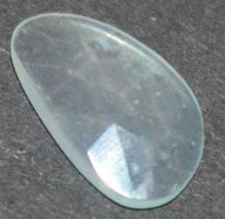 Cabochon L-5762 – Peruanischer Opal - Rosenschliff ca.12,5x8